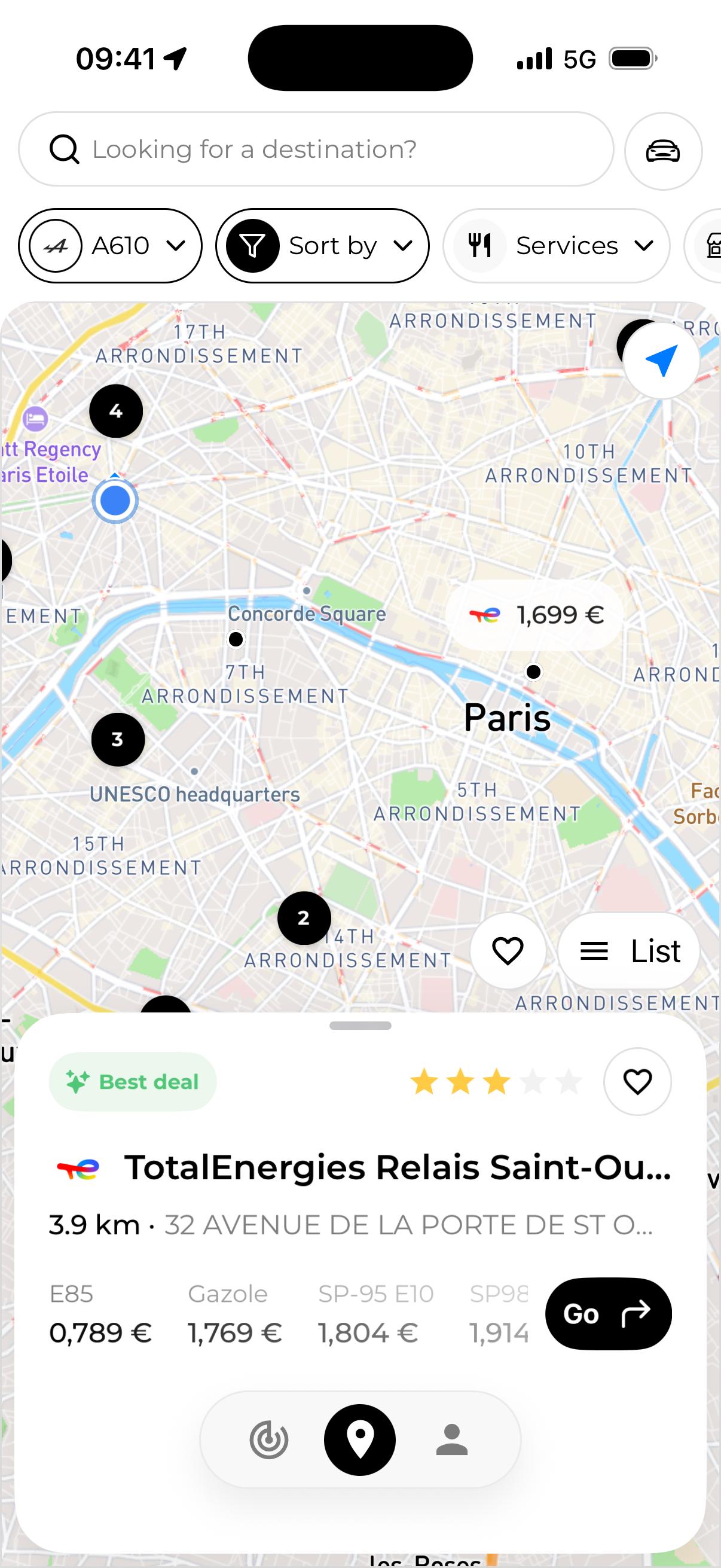 React Native mobile dashboard displaying real-time analytics and performance metrics for fleet management